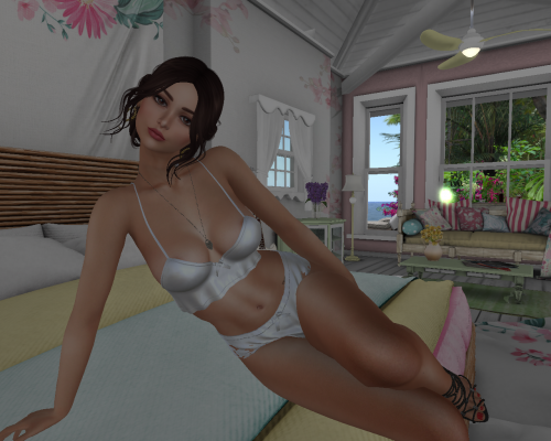 Jessicanewlove Resident